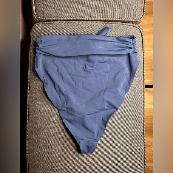 NWOT GOLDIE BIKINI BOTTOM MARA HOFFMAN. - Picture 5 of 8